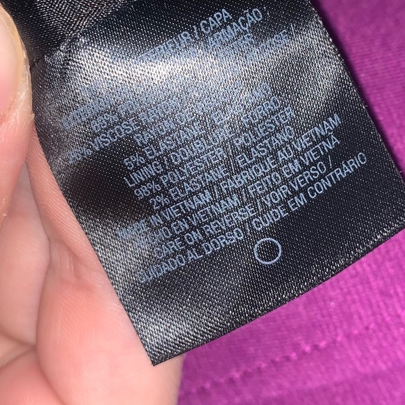 NWOT💥TAHARI. 💎 Chic Purple Dress. - Picture 8 of 10